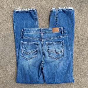 Buckle BKE Parker 27R Universal Fit High Rise Boot Cut Blue Jeans AXB423R